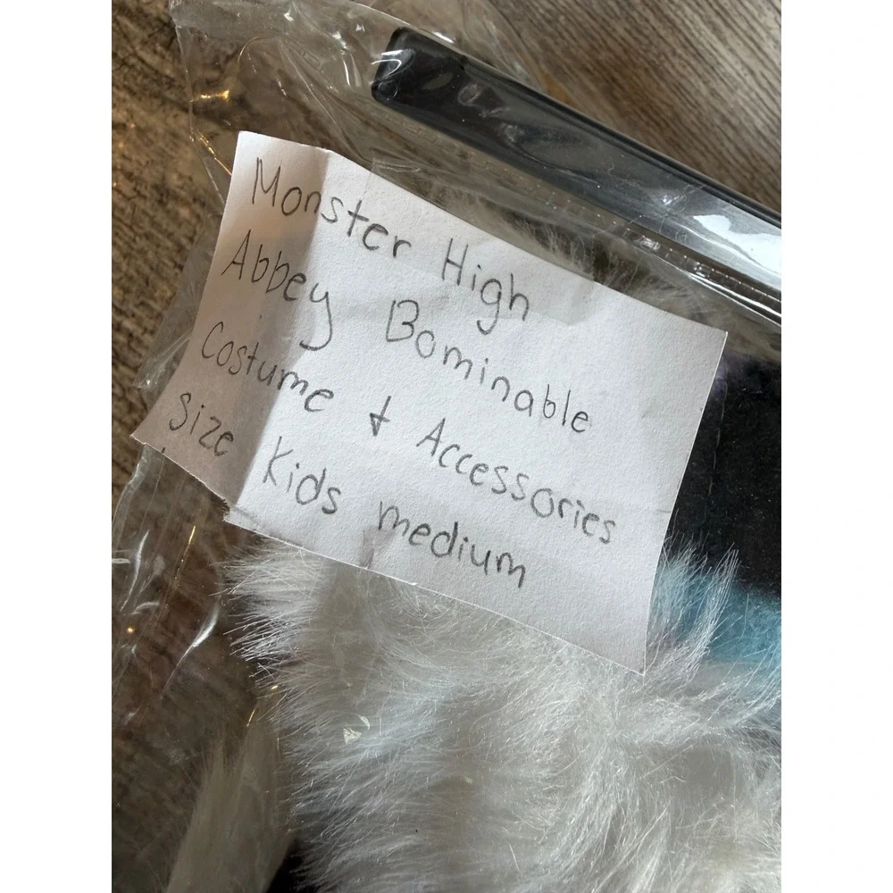 Monster High Abbey Bominable Halloween Costume Medium Rubies Faux Fur Yeti Girls